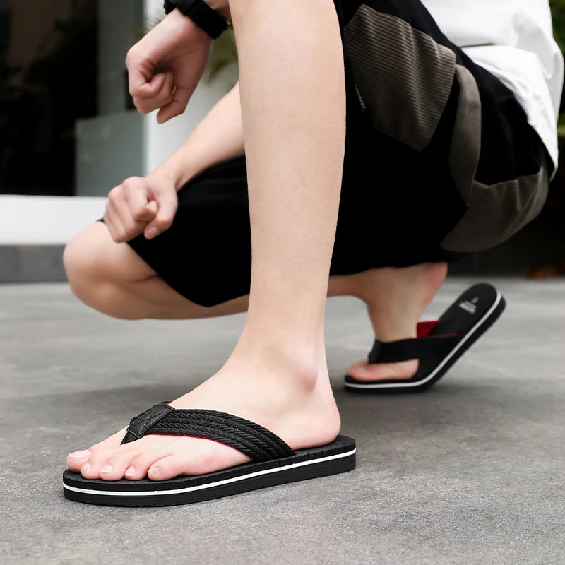 New Sandals Shoes Men Summer Men Flip Flops High Quality Beach Sandals Anti-slip Zapatos Hombre Casual Shoes 2025 Man Slippers