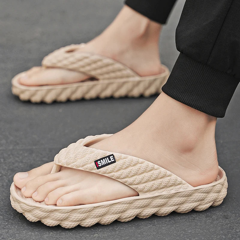 New Design Men's Slippers Flip Flops Indoor Outdoor Beach Sandals Soft Sole Slides Men Women Non-slip Home Slippers Flip Flops