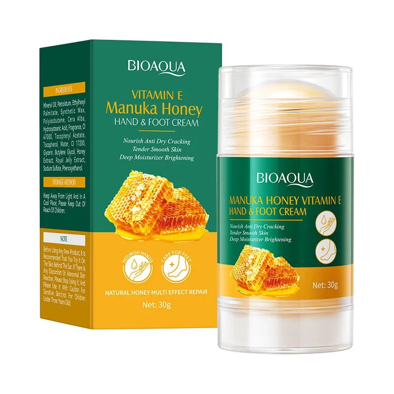 30g of Hand and Foot Cream Can Deeply Nourish Dry and Cracked Skin on Hands and Feet, Effectively Relieving Issues Such as Dryness, Cracking, and Peeling, and Restoring the Skin's Softness and Moisture