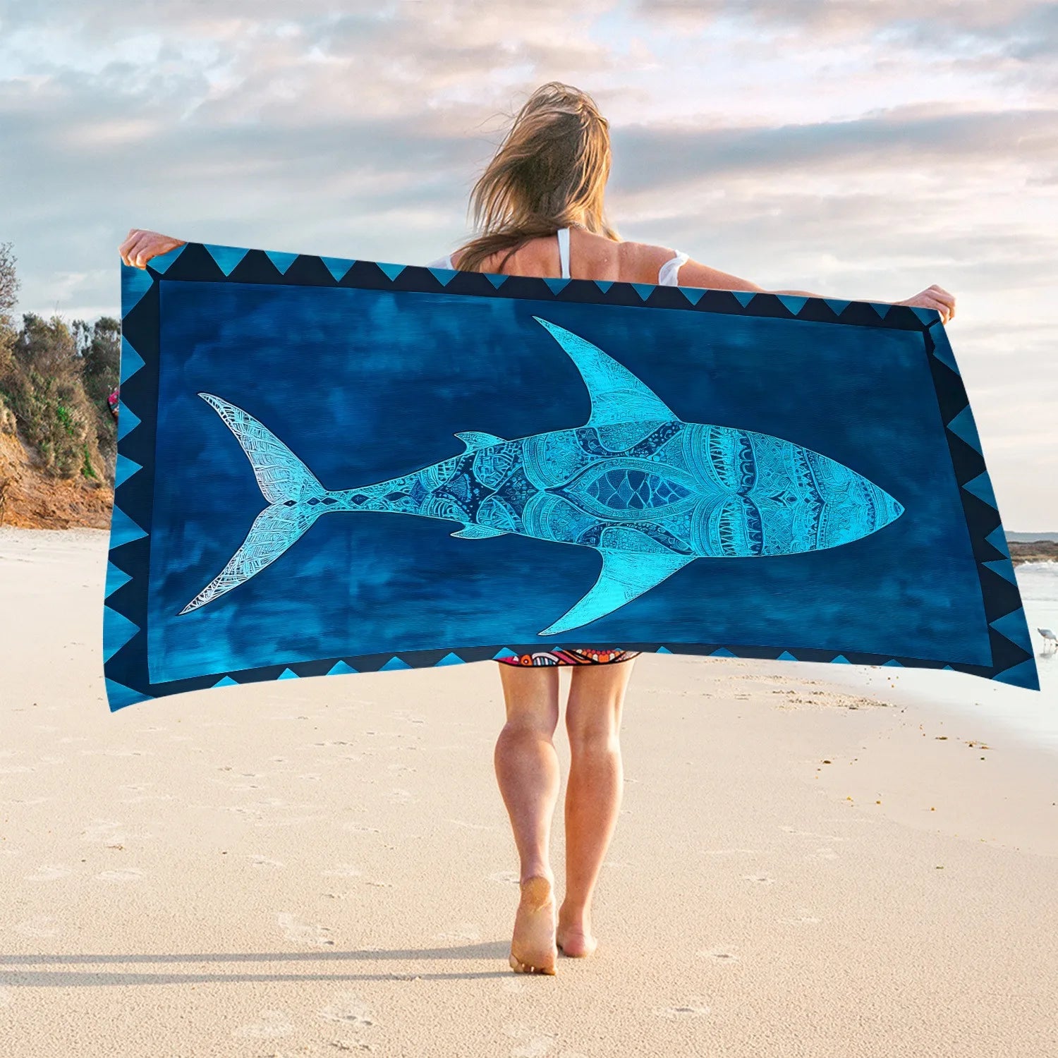 Exquisite Shark-Patterned Beach Towel for Summer Fun! Suitable for towels, bath towels, beach towels
