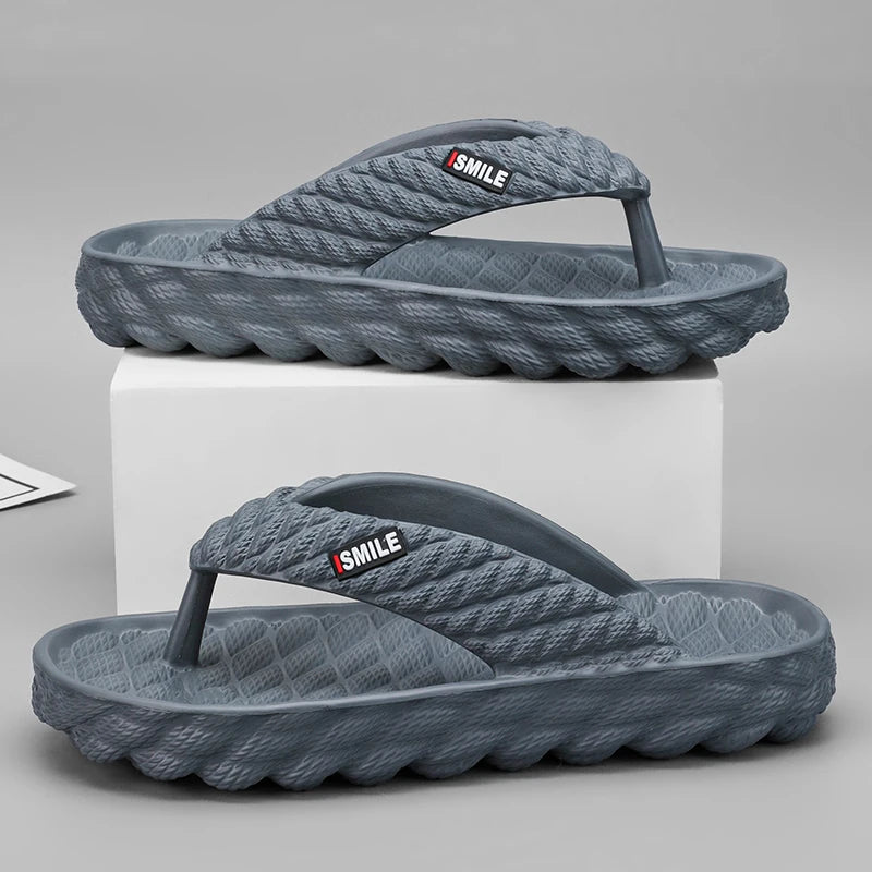 New Design Men's Slippers Flip Flops Indoor Outdoor Beach Sandals Soft Sole Slides Men Women Non-slip Home Slippers Flip Flops